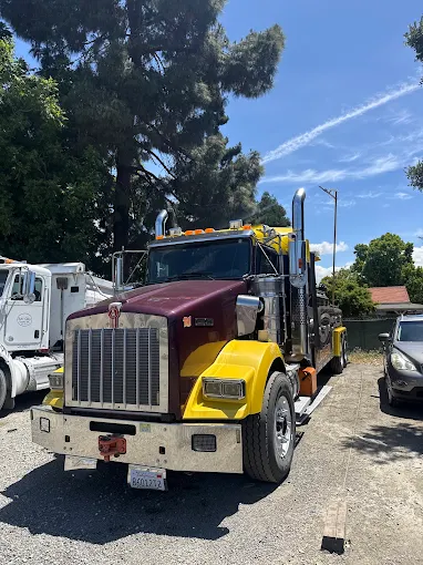 RG4 Towing roadside and vehicle recovery service
